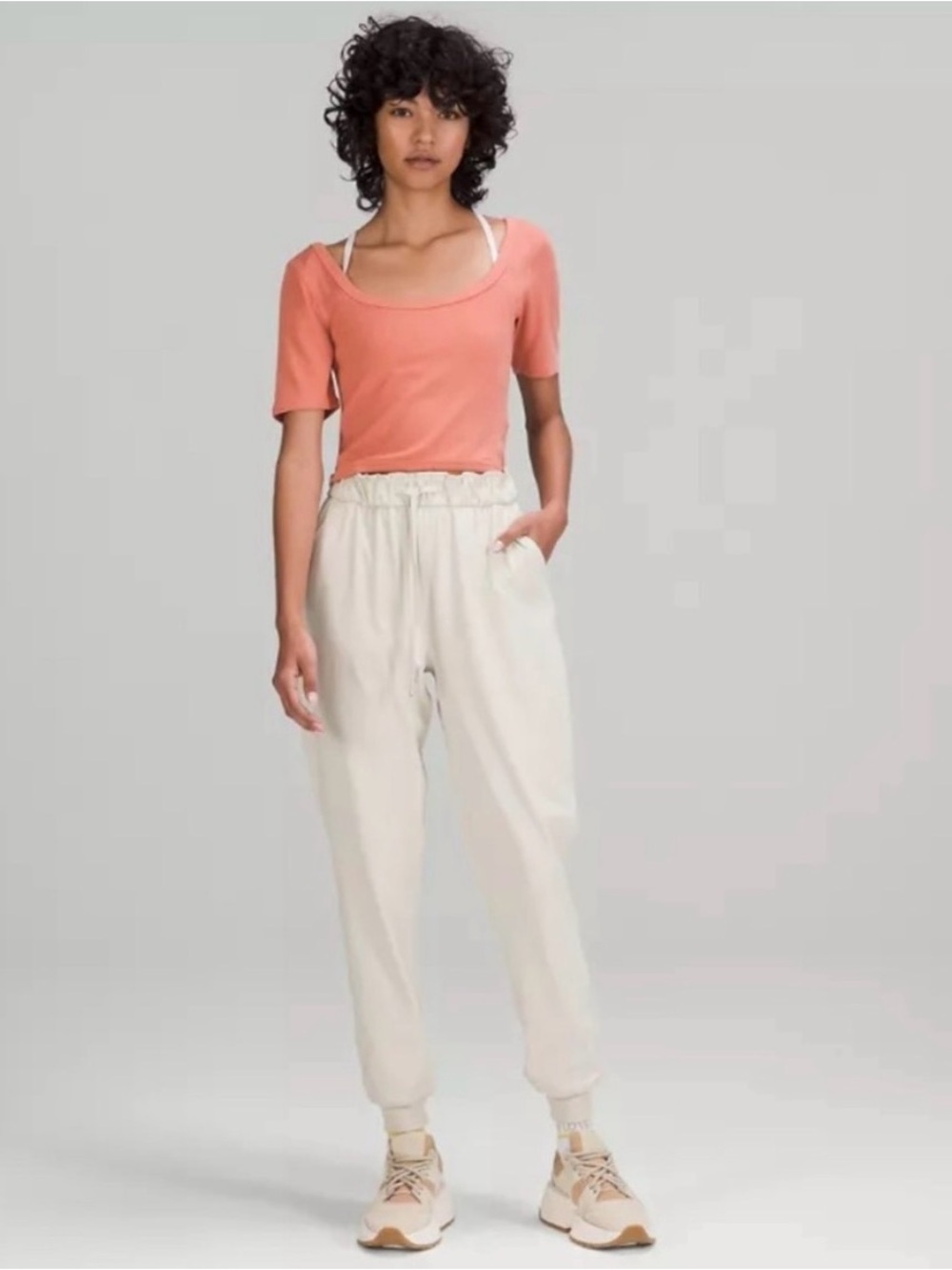 Lululemon Stretch Luxtreme High-Rise Jogger in the color Natural Ivory Size 6